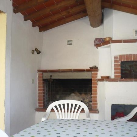 Charmantes Ferienhaus In Piani Della Rugginosa Mit Grossem Garten Reggello Exterior foto