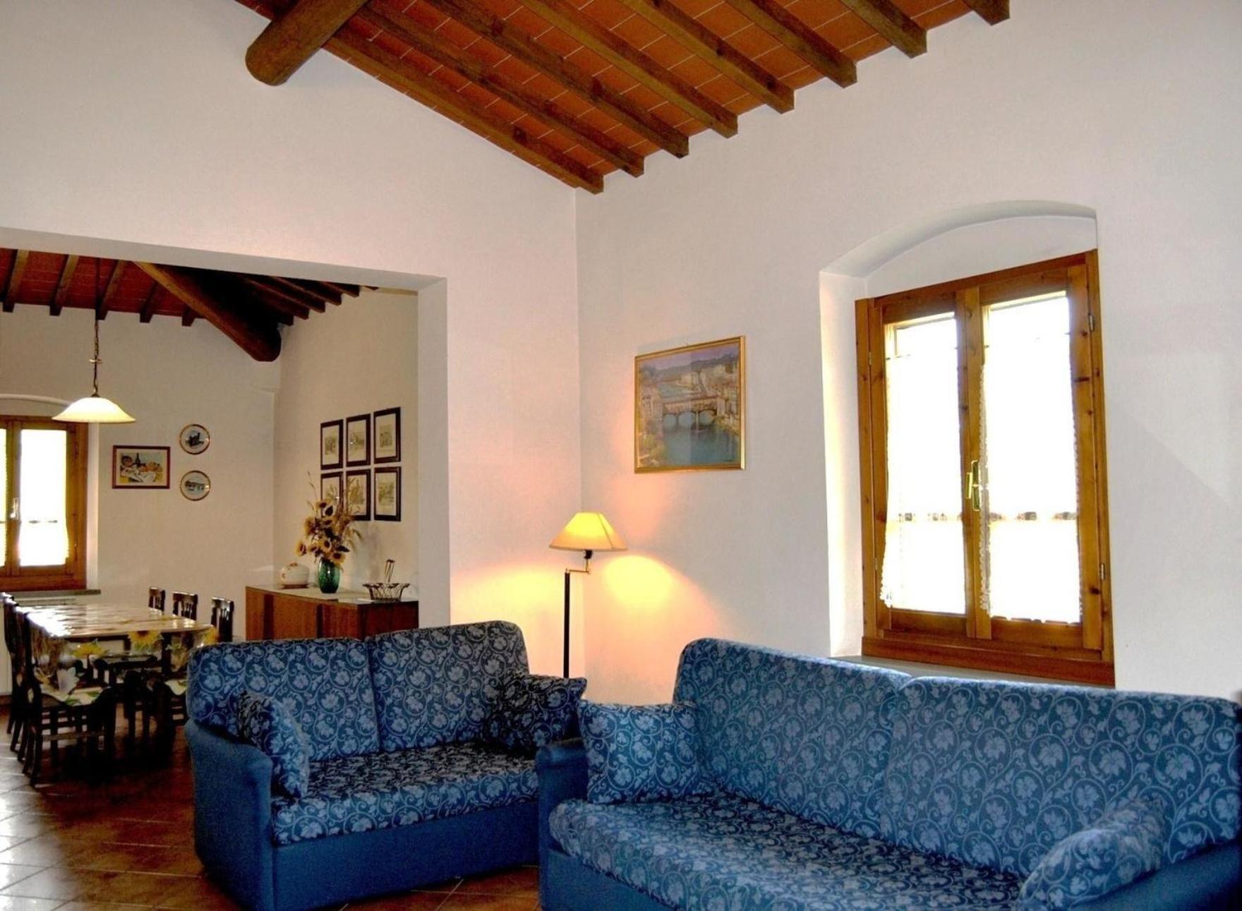 Charmantes Ferienhaus In Piani Della Rugginosa Mit Grossem Garten Reggello Exterior foto